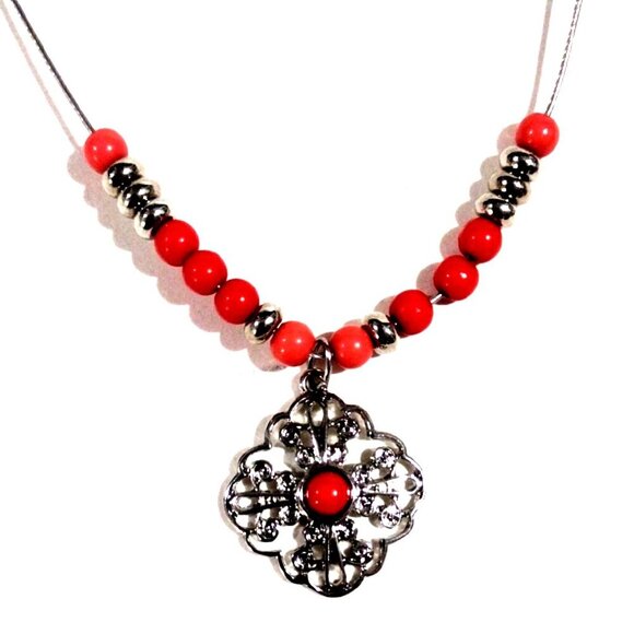 Elegant Silver and Coral Beaded Jewelry Set - Picture 2 of 11